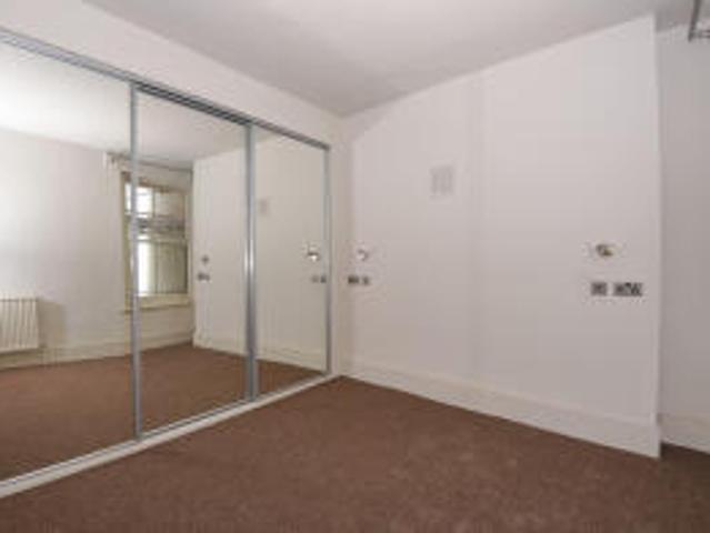 Flat for rent in Islington, Canonbury