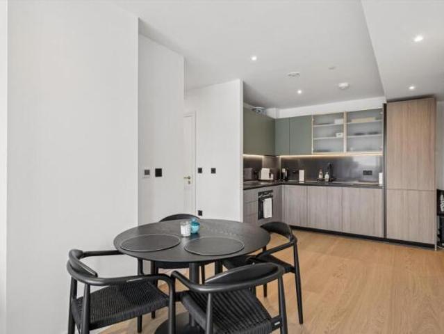 Flat for rent in Cat Hill