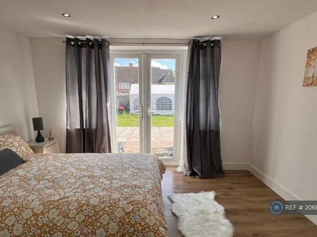 House for rent in North Watford, Hertfordshire