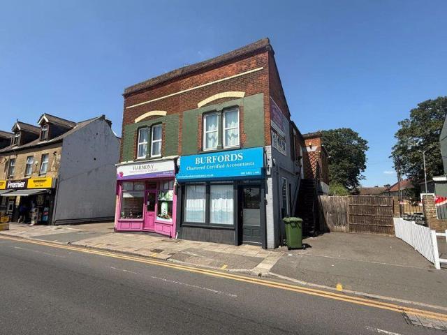 Flat for rent in Welling