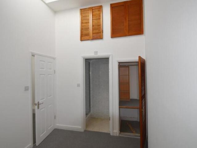 Flat for rent in Knowle, Bristol
