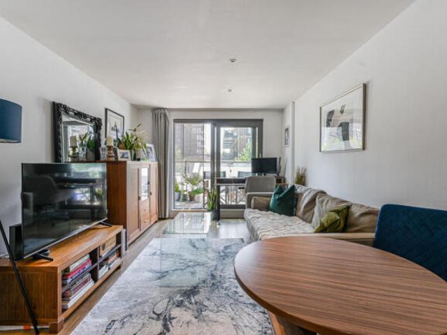 Flat for rent in Woolwich, Greater London