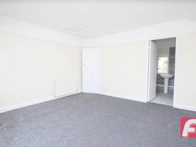 Flat for rent in Watford, Hertfordshire