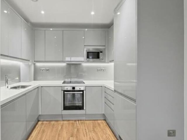 Flat for rent in Cat Hill