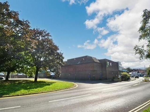 House for rent in Lyons, Greater London