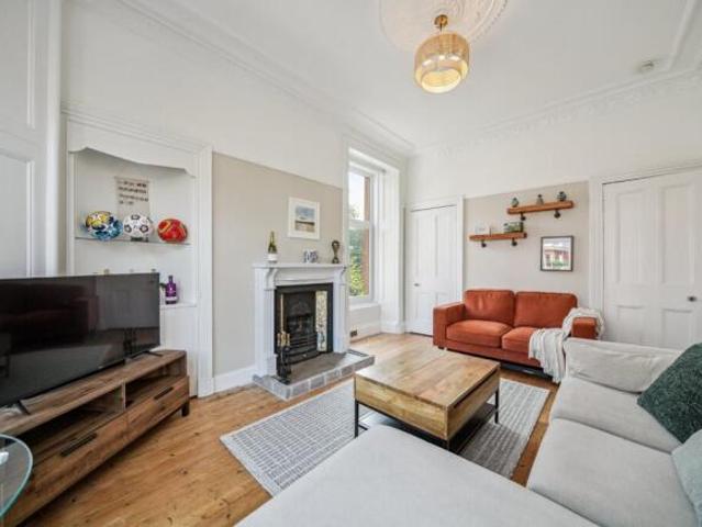 Flat for rent in Shawlands, Scotland