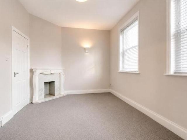 Flat for rent in Golden Valley, Gloucestershire