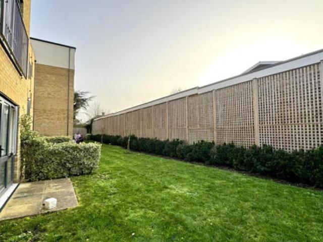 Flat for rent in Uxbridge, Greater London