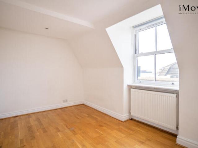 Flat for rent in Cat Hill
