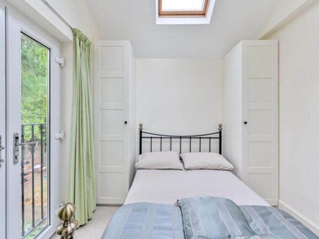 Flat for rent in London Borough of Lambeth, Greater London