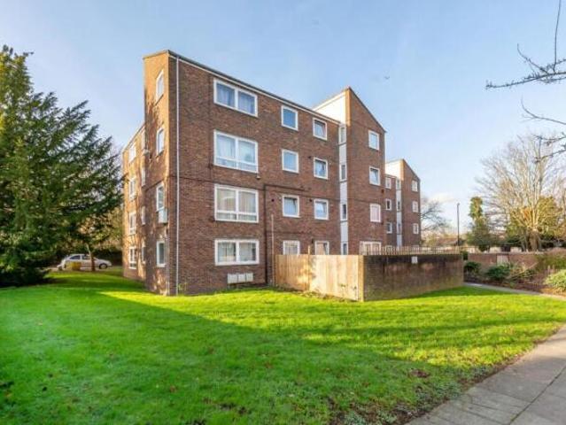 Flat for rent in Sydenham, Greater London