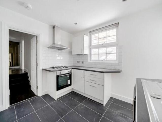 Flat for rent in Chiswick, Greater London