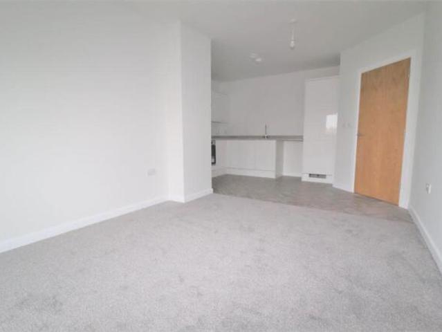 Flat for rent in Golden Valley, Gloucestershire