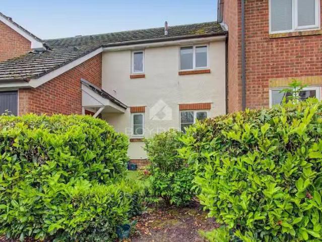 House for rent in Lyons, Greater London