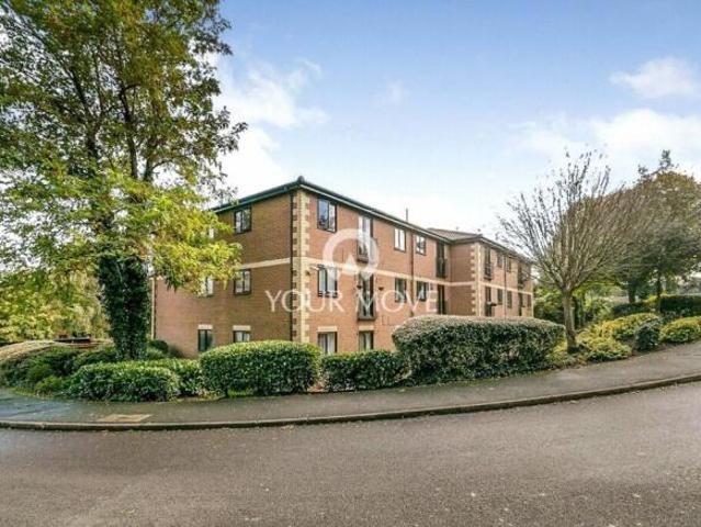 Flat for rent in Monks Orchard, Kent