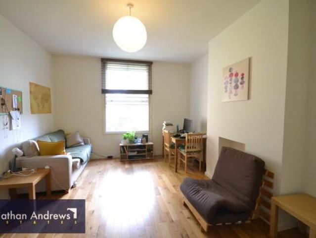 Flat for rent in Greater London