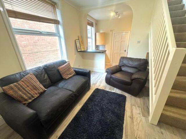Flat for rent in Mapperley, City of Nottingham