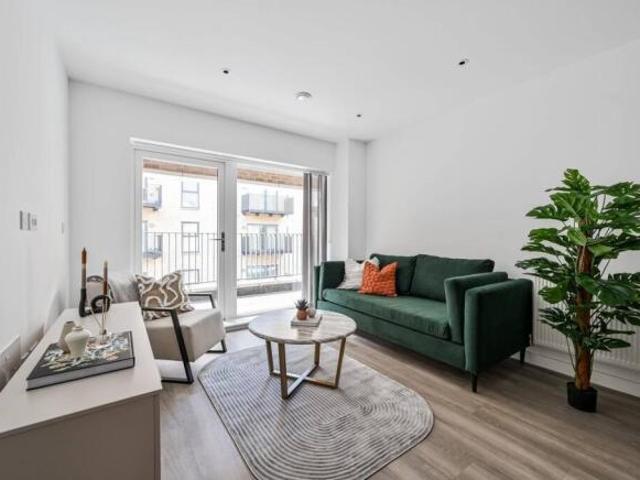 Flat for rent in Woolwich, Greater London