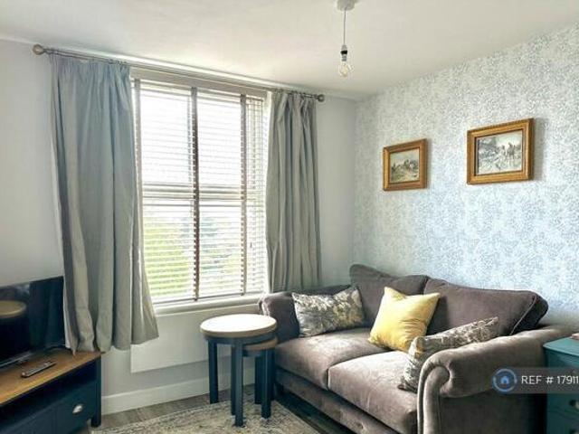 House for rent in Holgate, High Field