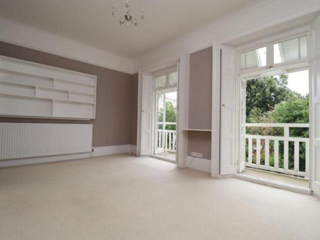 Flat for rent in Sandown Park, Kent