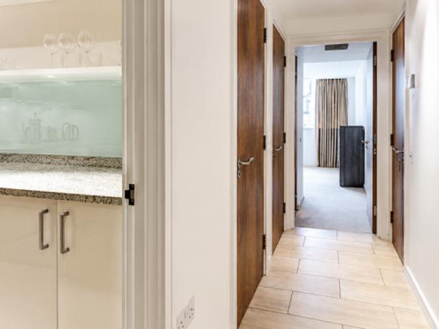 Flat for rent in Kensington, Calderstones
