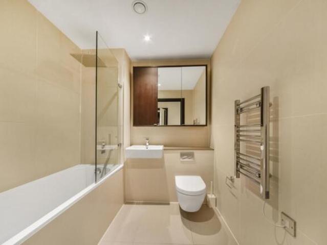 Flat for rent in Cat Hill