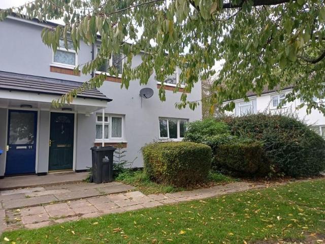 Flat for sale in The Willows, North East Lincolnshire