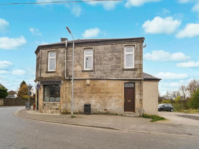 Flat for sale in Barrmill, Scotland