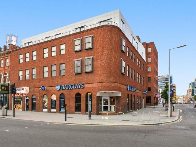 Flat for sale in Greenhill, Greater London