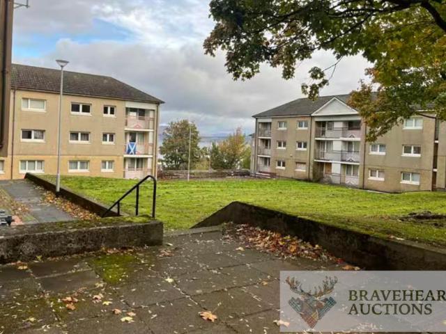 Flat for sale in Greenock, Scotland