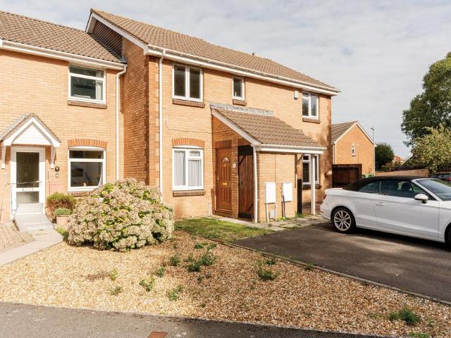 Flat for sale in North Weston, Portishead
