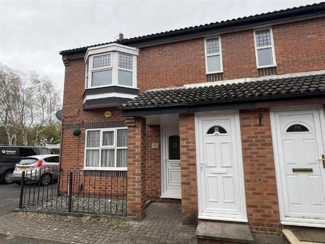 Flat for sale in Darlington