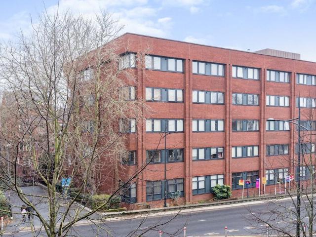 Flat for sale in Rodbourne, Swindon