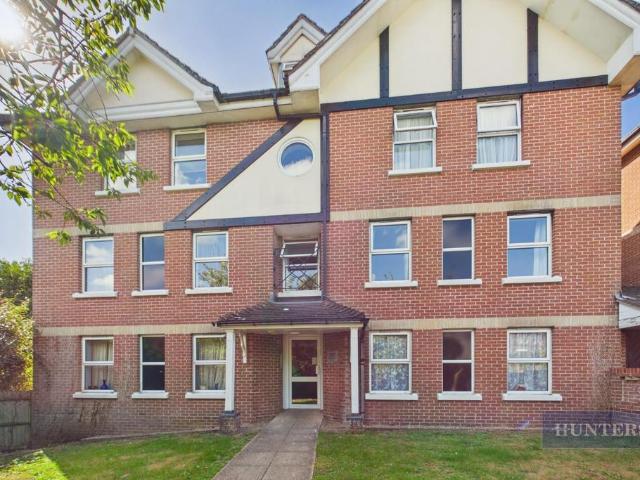 Flat for sale in Bevois Valley, Southampton
