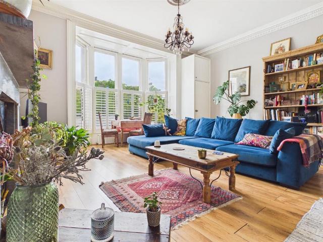 Flat for sale in Aldrington