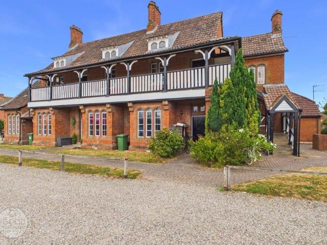 Flat for sale in Lower Bullingham, Bullinghope