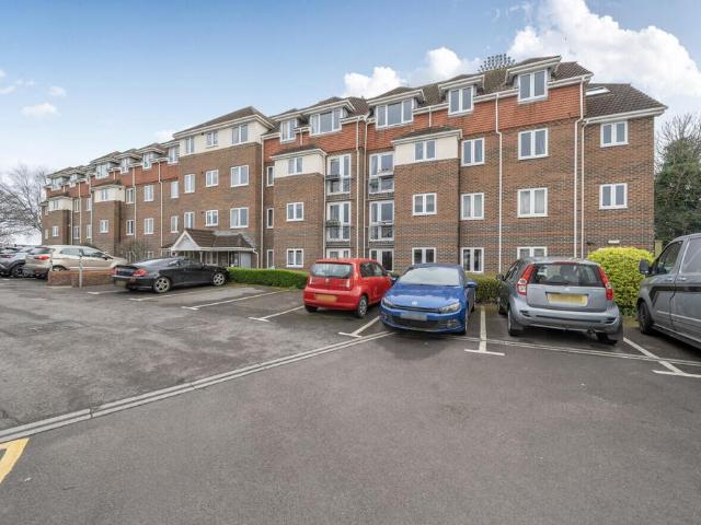 Flat for sale in North Town, Rumwell
