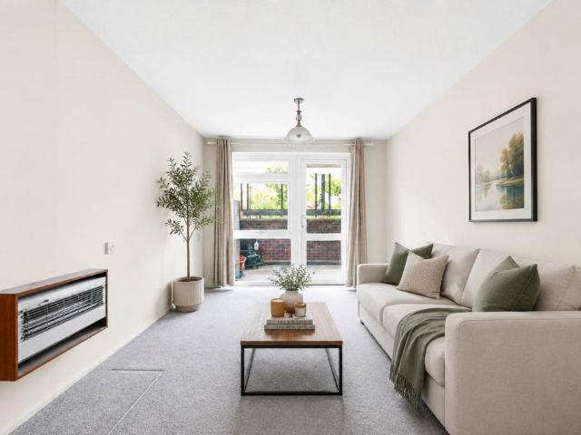 Flat for sale in Barnsbury, Greater London