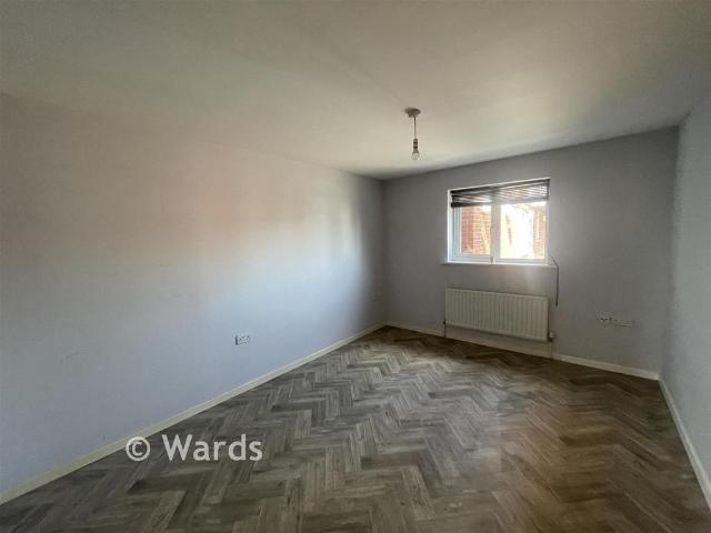 Flat for sale in North End, Greater London