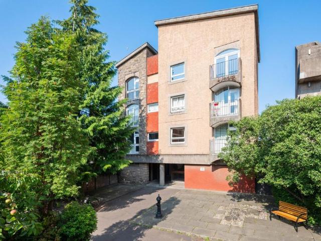 Flat for sale in Canongate, Old Town