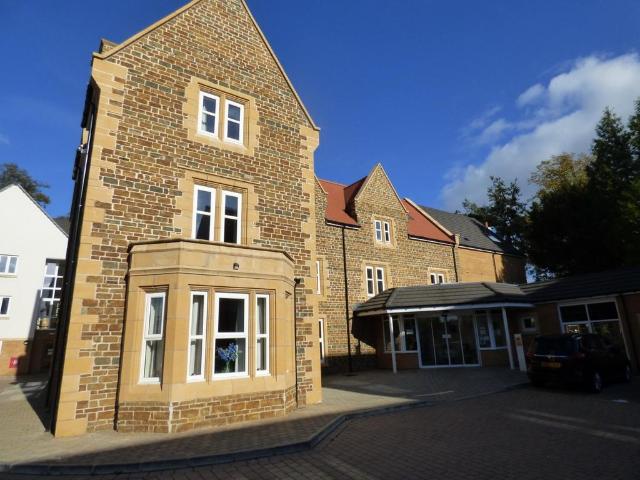 Flat for sale in Kingsthorpe, Northamptonshire