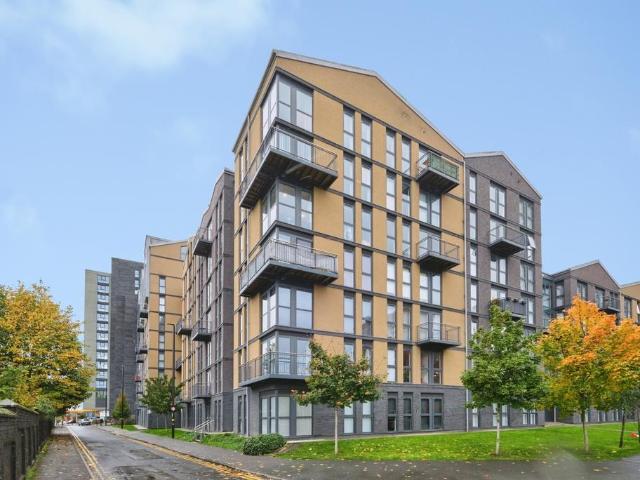 Flat for sale in Park Central, Birmingham