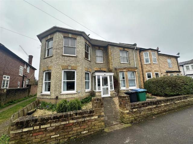 Flat for sale in North Watford