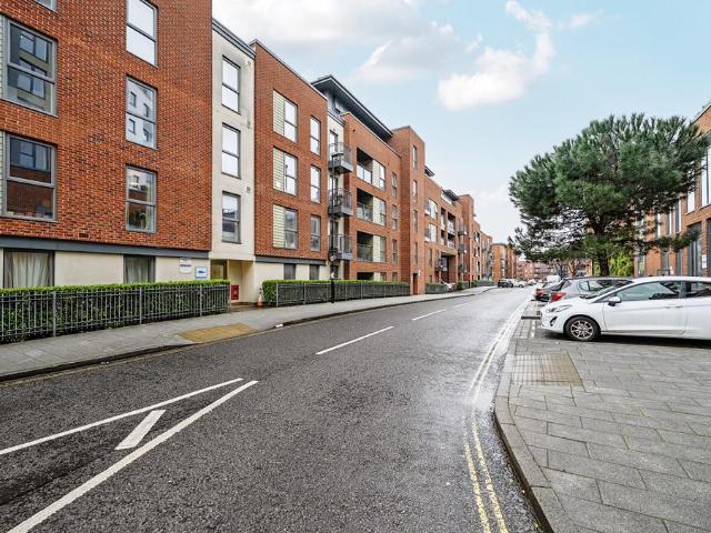 Flat for sale in Woolston, Isle Of Man