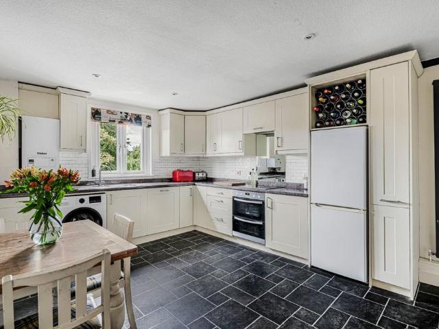 Flat for sale in Bolton Low Houses, Hampshire