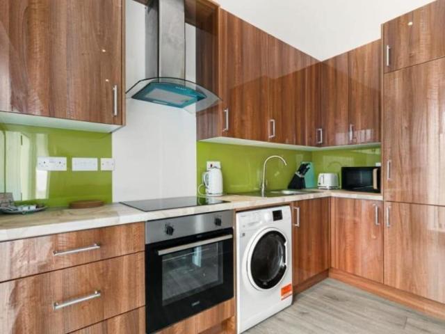 Flat for sale in Horsell, Woking