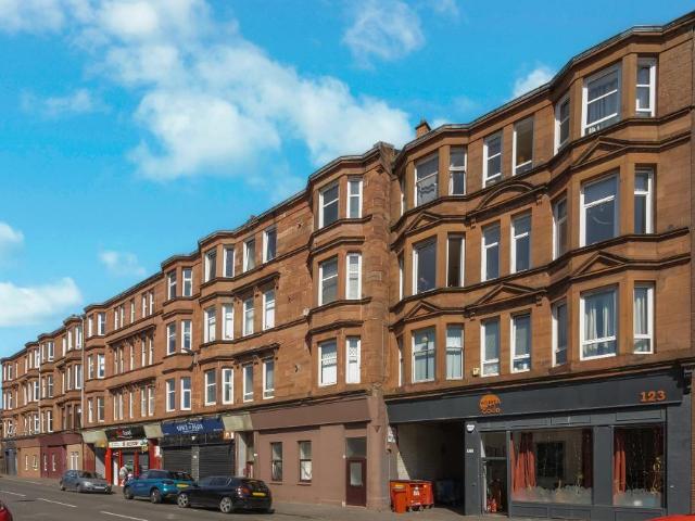 Flat for sale in Bridgeton, Scotland