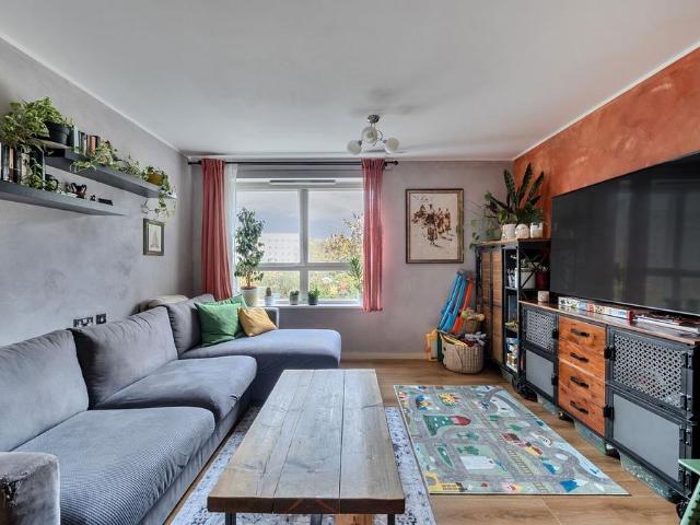 Flat for sale in Barnsbury, Greater London