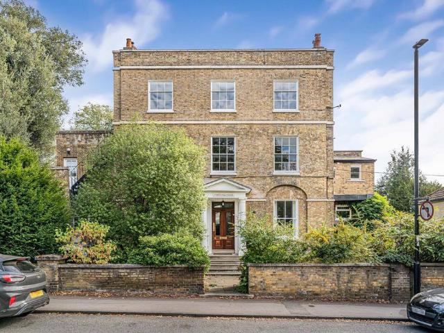 Flat for sale in Carterhatch, Greater London