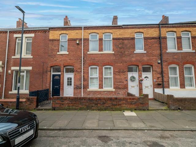 Flat for sale in Chirton, North Shields